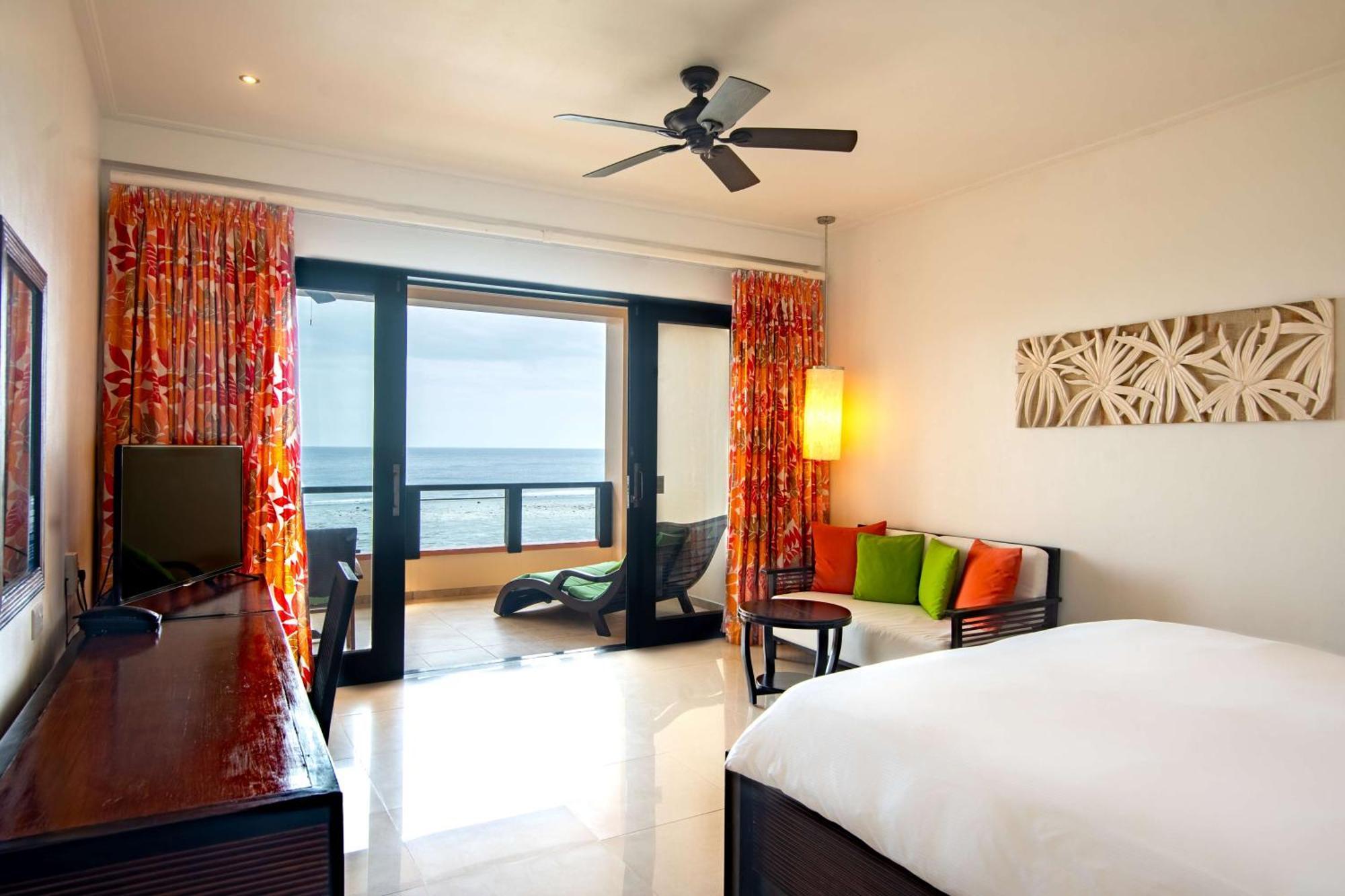 Doubletree By Hilton Seychelles Allamanda Resort & Spa Takamaka Exterior foto