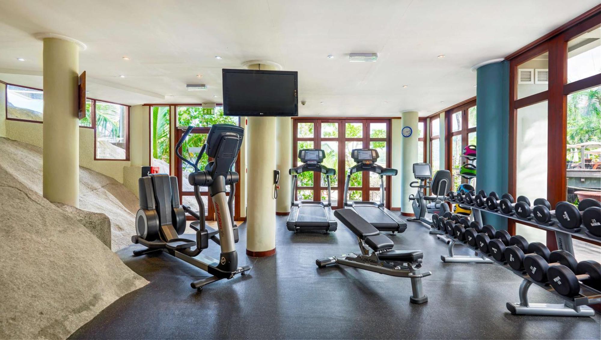 Doubletree By Hilton Seychelles Allamanda Resort & Spa Takamaka Exterior foto