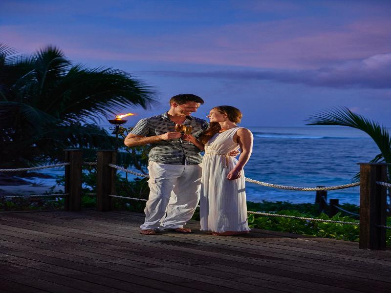 Doubletree By Hilton Seychelles Allamanda Resort & Spa Takamaka Exterior foto