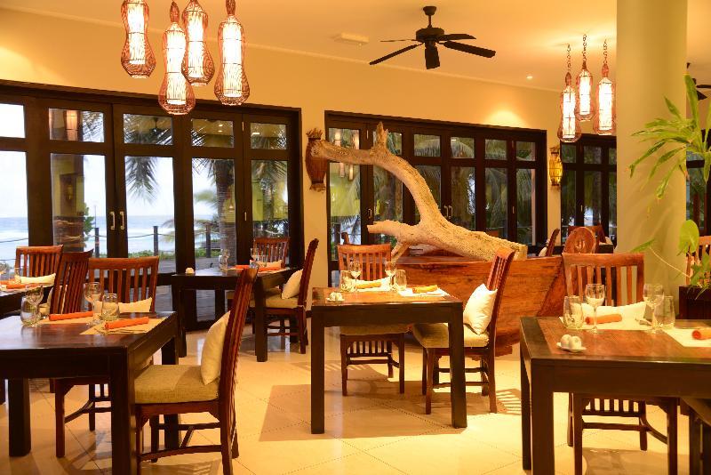 Doubletree By Hilton Seychelles Allamanda Resort & Spa Takamaka Exterior foto