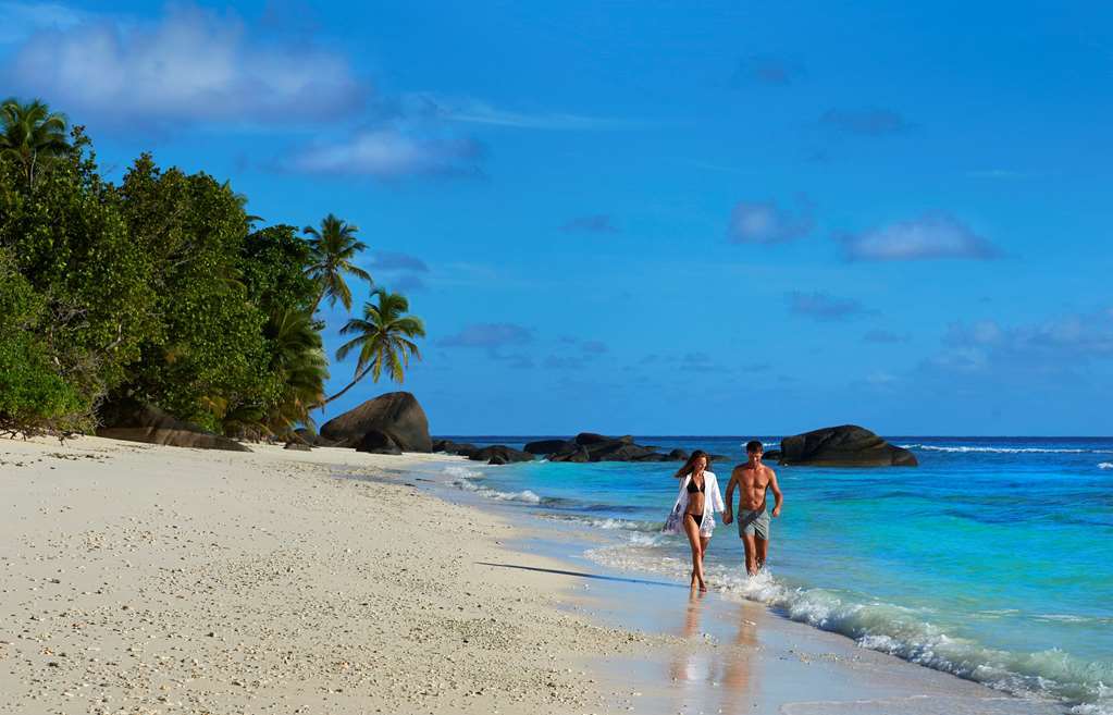 Doubletree By Hilton Seychelles Allamanda Resort & Spa Takamaka Exterior foto